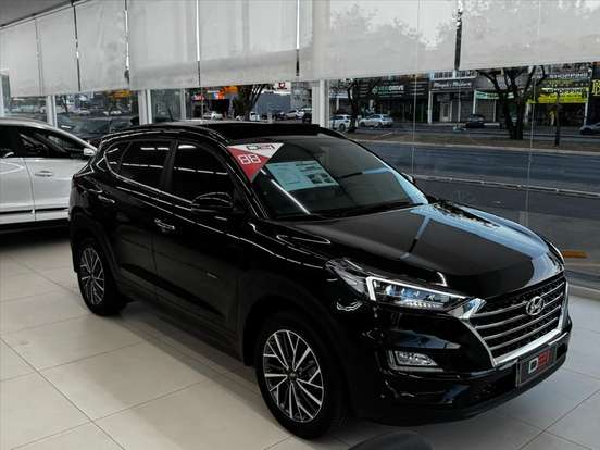 HYUNDAI-TUCSON-2024