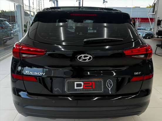 HYUNDAI-TUCSON-2024