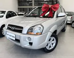 HYUNDAI TUCSON 2.0 MPFI GL 16V 2WD GASOLINA 4P AUTOMÁTICO HYUNDAI TUCSON 2.0 MPFI GL 16V 2WD GASOLINA 4P AUTOMÁTICO