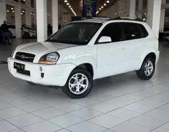 HYUNDAI TUCSON 2.0 MPFI GLS 16V 143CV 2WD FLEX 4P AUTOMÁTICO HYUNDAI TUCSON 2.0 MPFI GLS 16V 143CV 2WD FLEX 4P AUTOMÁTICO