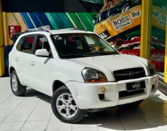 HYUNDAI TUCSON 2.0 MPFI GLS 16V 143CV 2WD FLEX 4P AUTOMÁTICO HYUNDAI TUCSON 2.0 MPFI GLS 16V 143CV 2WD FLEX 4P AUTOMÁTICO