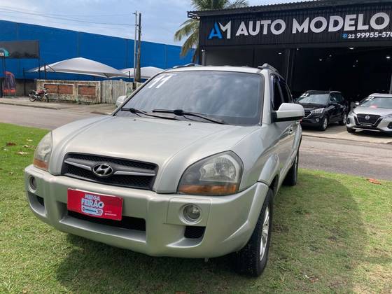 HYUNDAI TUCSON 2.0 MPFI GLS 16V 143CV 2WD GASOLINA 4P AUTOMÁTICO