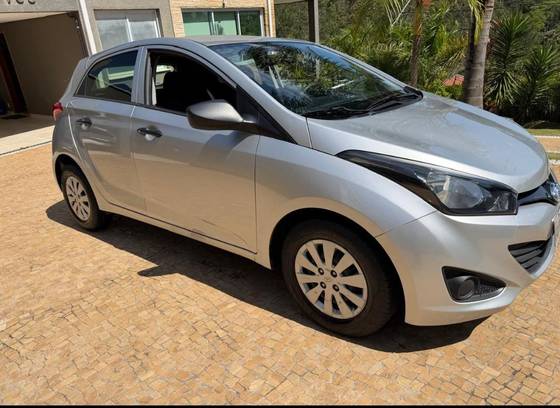HYUNDAI HB20 1.0 COMFORT 12V FLEX 4P MANUAL