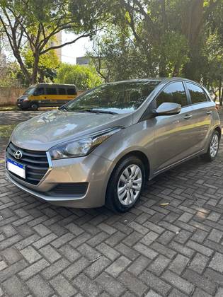 HYUNDAI HB20 1.0 COMFORT PLUS 12V FLEX 4P MANUAL