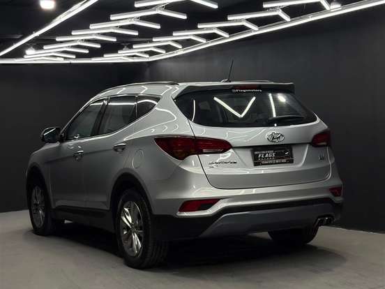 HYUNDAI-SANTA FÉ-3.3 MPFI 4X4 V6 270CV GASOLINA 4P AUTOMÁTICO HYUNDAI-SANTA FÉ-2015