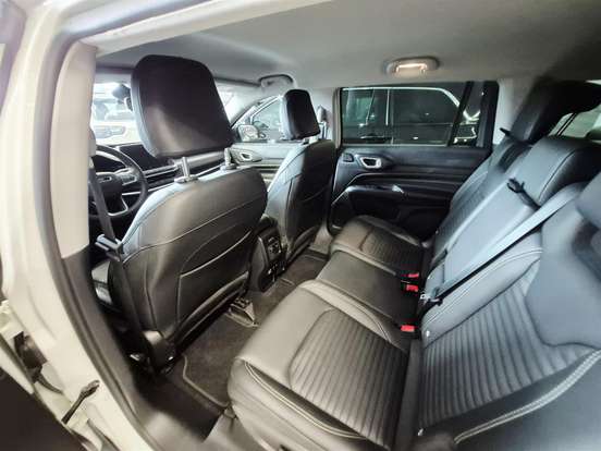 JEEP-COMMANDER-1.3 T270 TURBO FLEX LONGITUDE AT6 JEEP-COMMANDER-2024