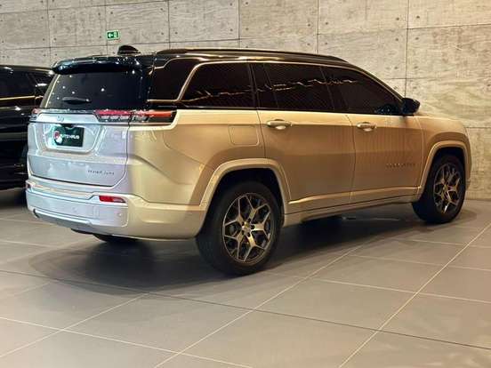 JEEP-COMMANDER-2024