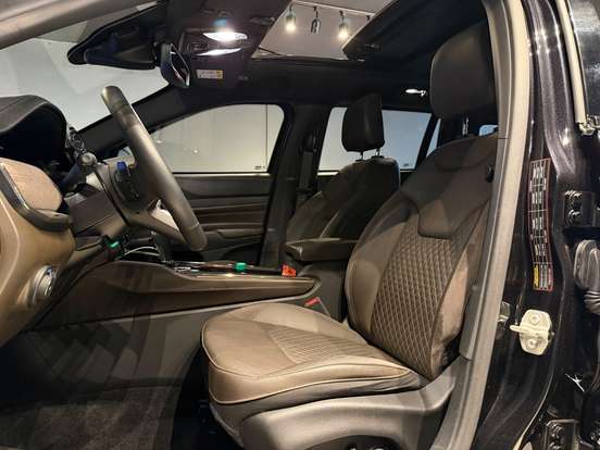 JEEP-COMMANDER-1.3 T270 TURBO FLEX OVERLAND AT6 JEEP-COMMANDER-2024