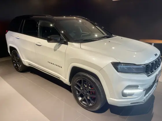 JEEP COMMANDER 2.0 HURRICANE 4 TURBO GASOLINA BLACKHAWK AT9