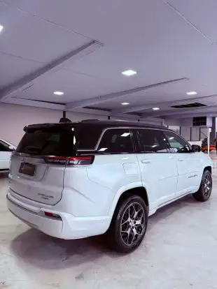 JEEP-COMMANDER-2.0 TD380 TURBO DIESEL OVERLAND AT9 JEEP-COMMANDER-2023