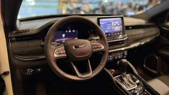 JEEP-COMMANDER-2024