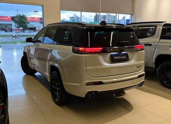 JEEP-COMMANDER-2024