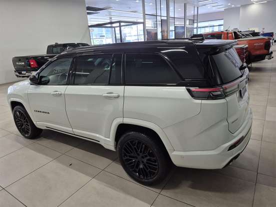JEEP-COMMANDER-2025