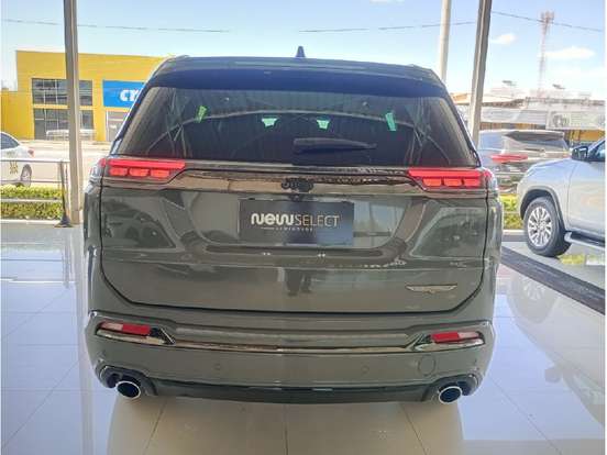 JEEP-COMMANDER-2.0 HURRICANE 4 TURBO GASOLINA BLACKHAWK AT9 JEEP-COMMANDER-2024