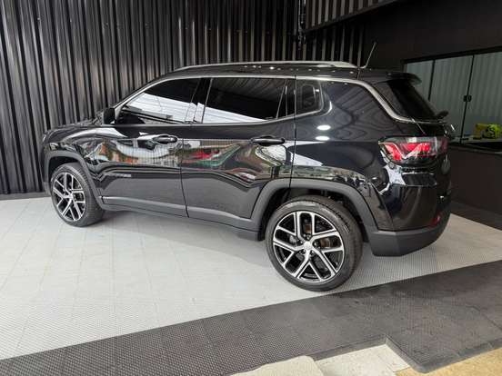 JEEP-COMPASS-2024