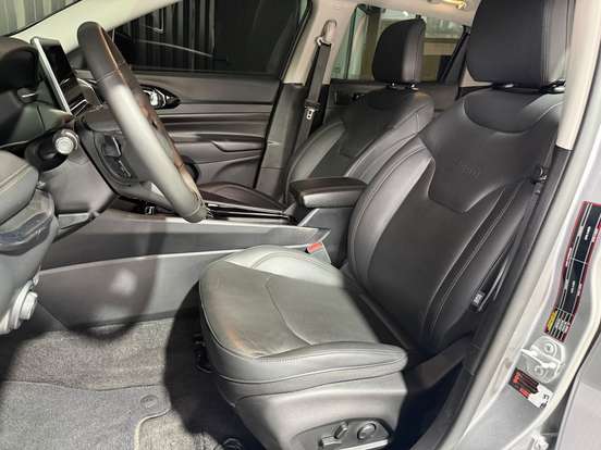 JEEP-COMPASS-2024