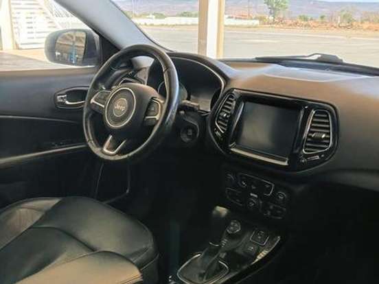 JEEP-COMPASS-2.0 16V DIESEL LIMITED 4X4 AUTOMÁTICO JEEP-COMPASS-2019
