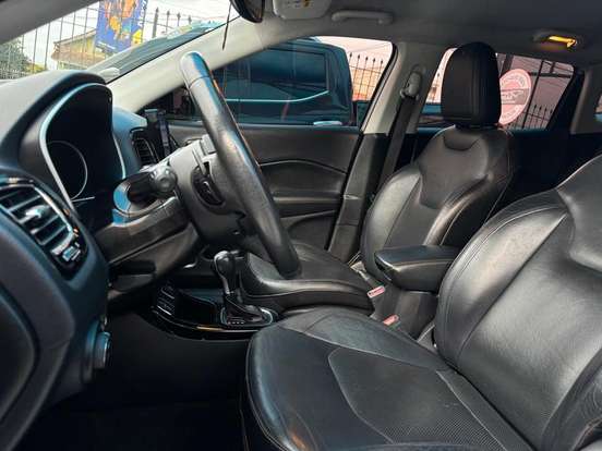 JEEP-COMPASS-2.0 16V FLEX LIMITED AUTOMÁTICO JEEP-COMPASS-2017