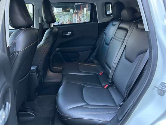 JEEP-COMPASS-2.0 16V FLEX LONGITUDE AUTOMÁTICO JEEP-COMPASS-2017
