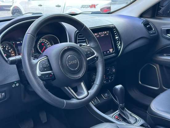 JEEP-COMPASS-2.0 16V FLEX LONGITUDE AUTOMÁTICO JEEP-COMPASS-2017
