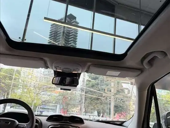 JEEP-RENEGADE-2025