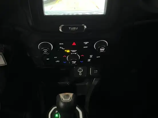 JEEP-RENEGADE-1.8 16V FLEX SPORT 4P AUTOMÁTICO JEEP-RENEGADE-2021