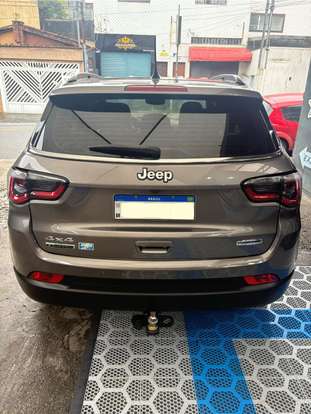 JEEP-COMPASS-2020