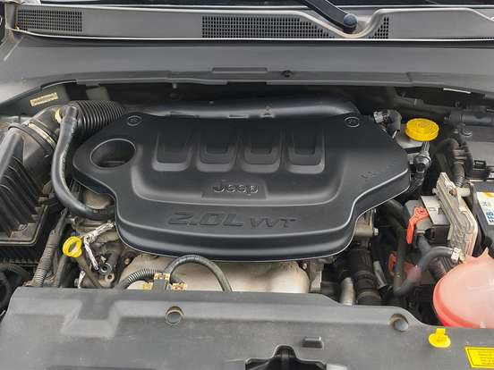 JEEP-COMPASS-2.0 16V FLEX LONGITUDE AUTOMÁTICO JEEP-COMPASS-2018