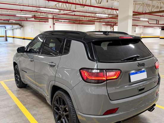 JEEP-COMPASS-2.0 HURRICANE 4 TURBO GASOLINA BLACKHAWK AT9 JEEP-COMPASS-2024
