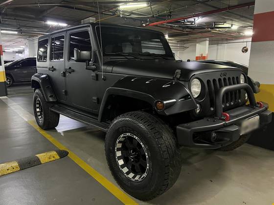 JEEP WRANGLER 3.6 UNLIMITED SPORT 4X4 V6 GASOLINA 4P AUTOMÁTICO