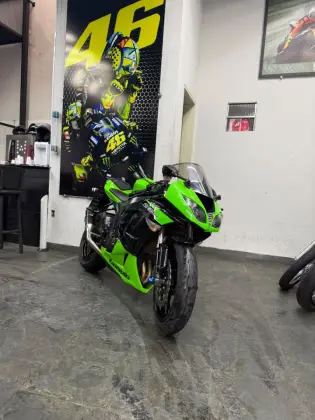 Comprar Moto Kawasaki Ninja-zx-6r Usada, Seminova ou Nova 0km