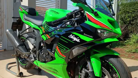 KAWASAKI NINJA ZX-6R 