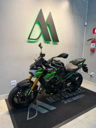 KAWASAKI-Z900 R EDITION-2024