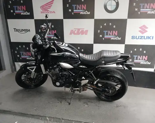 KAWASAKI-Z900RS-2020