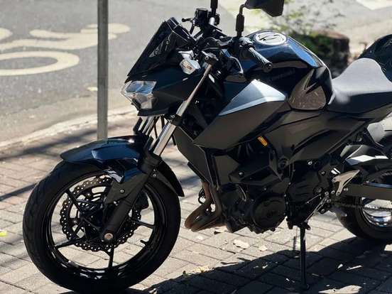 KAWASAKI-Z400-2021