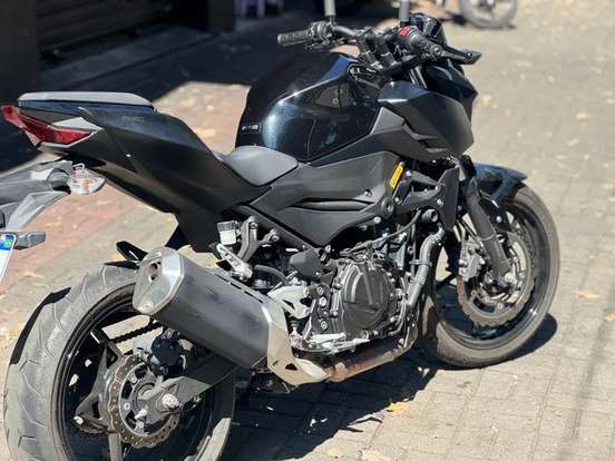 KAWASAKI-Z400-2021