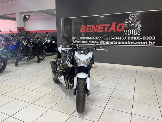 KAWASAKI-Z800 KAWASAKI-Z800-2013