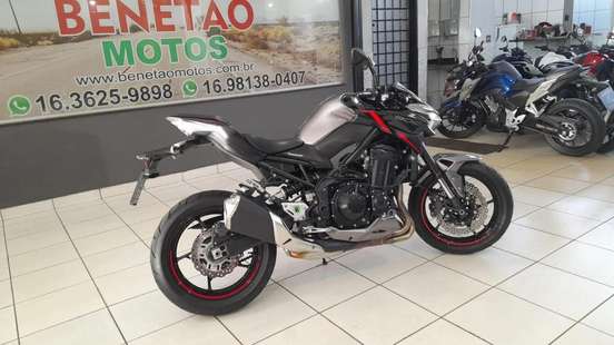 KAWASAKI-Z900-2023
