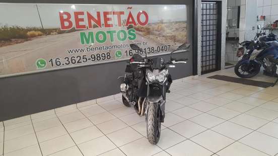 KAWASAKI-Z900-2023