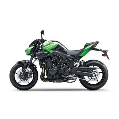KAWASAKI-Z900-2026