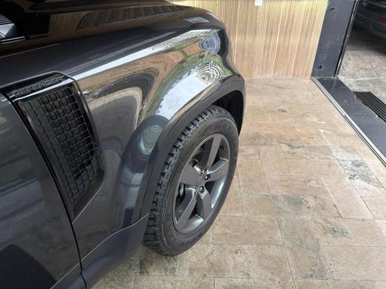 LAND ROVER-DEFENDER-2021
