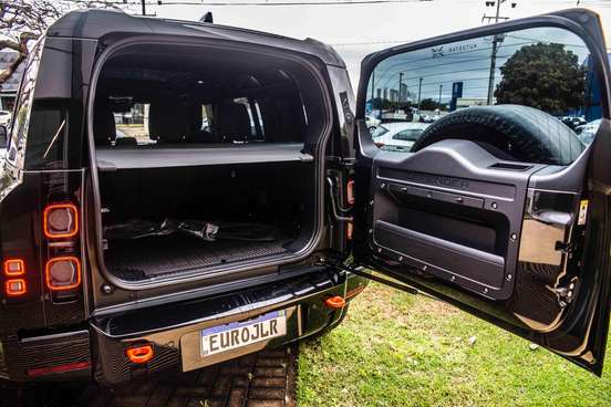 LAND ROVER-DEFENDER-3.0 D300 TURBO DIESEL MHEV 110 X AWD AUTOMÁTICO LAND ROVER-DEFENDER-2024