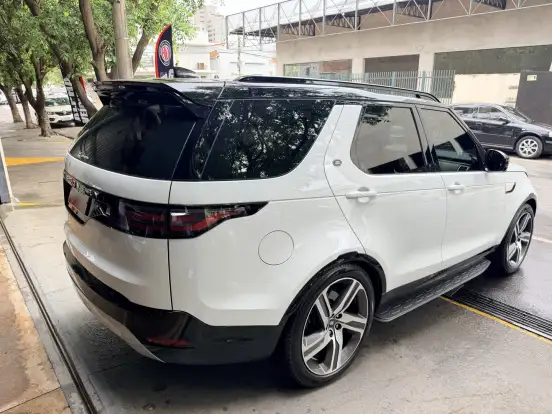 LAND ROVER-DISCOVERY-3.0 D300 TURBO DIESEL MHEV METROPOLITAN EDITION AUTOMÁTICO LAND ROVER-DISCOVERY-2023