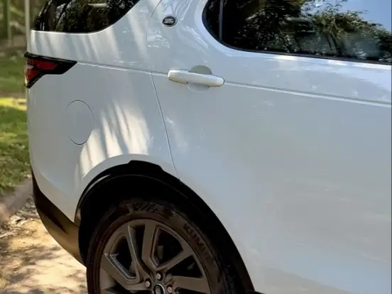 LAND ROVER-DISCOVERY-3.0 V6 TD6 DIESEL HSE 4WD AUTOMÁTICO LAND ROVER-DISCOVERY-2019