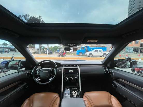 LAND ROVER-DISCOVERY-3.0 V6 TD6 DIESEL HSE 4WD AUTOMÁTICO LAND ROVER-DISCOVERY-2019