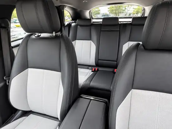 LAND ROVER-RANGE ROVER VELAR-3.0 P340 GASOLINA R-DYNAMIC HSE AUTOMÁTICO LAND ROVER-RANGE ROVER VELAR-2023