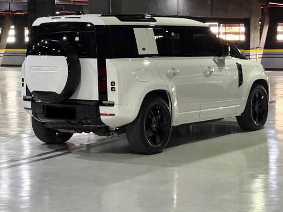 LAND ROVER-DEFENDER-2021