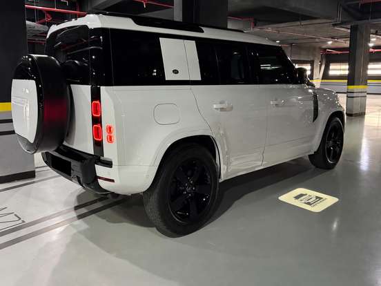 LAND ROVER-DEFENDER-2021