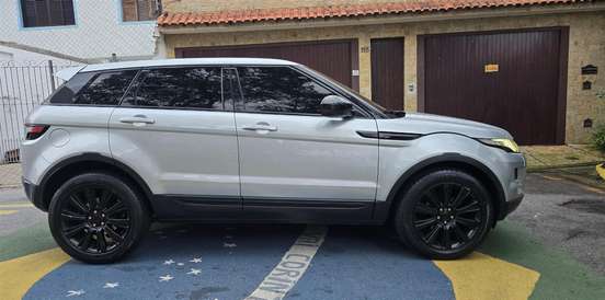 LAND ROVER-RANGE ROVER EVOQUE-2.2 SDA PRESTIGE 4X4 16V DIESEL 4P AUTOMÁTICO LAND ROVER-RANGE ROVER EVOQUE-2015