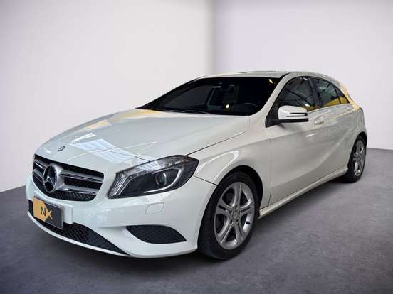 MERCEDES-BENZ-A 200-1.6 TURBO URBAN 16V GASOLINA 4P AUTOMÁTICO MERCEDES-BENZ-A 200-2013